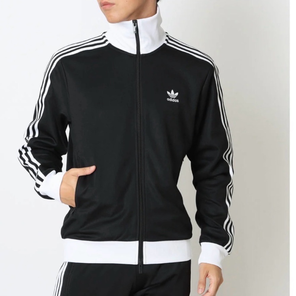 ✨Host pick✨adidas Unisex Adicolor Beckenbauer Jacket with Excellent Condition